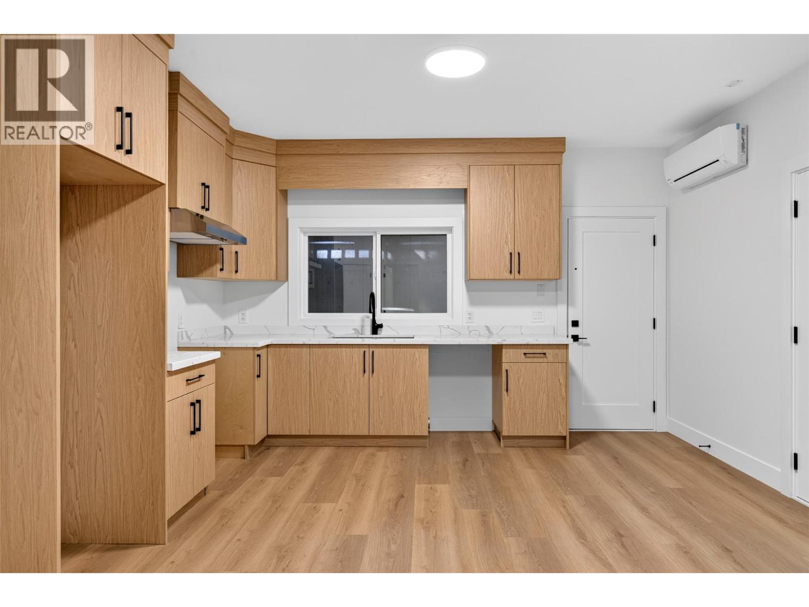 996 Bull Crescent, Kelowna, British Columbia  V1W 0B6 - Photo 34 - 10401961
