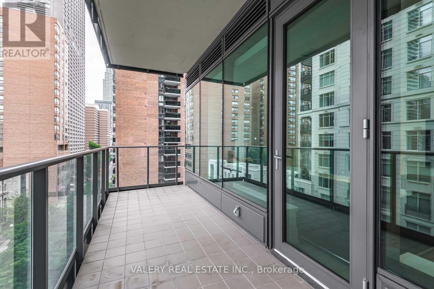 602 - 77 Charles Street W, Toronto, Ontario  M5S 0B2 - Photo 18 - C13836100