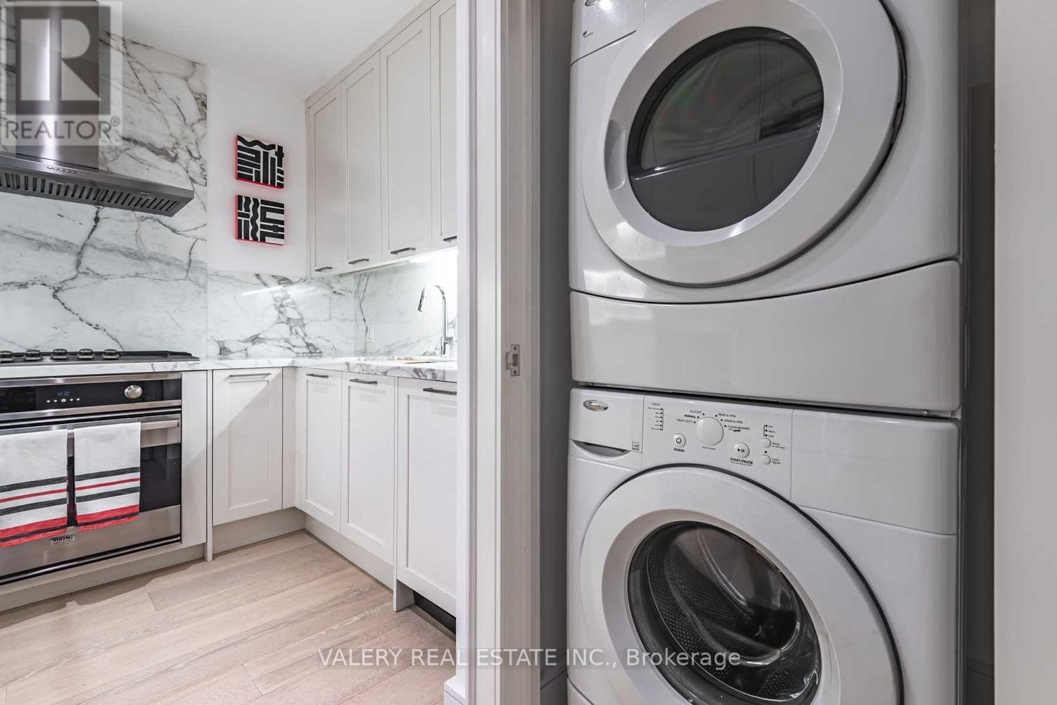 602 - 77 Charles Street W, Toronto, Ontario  M5S 0B2 - Photo 22 - C13836100