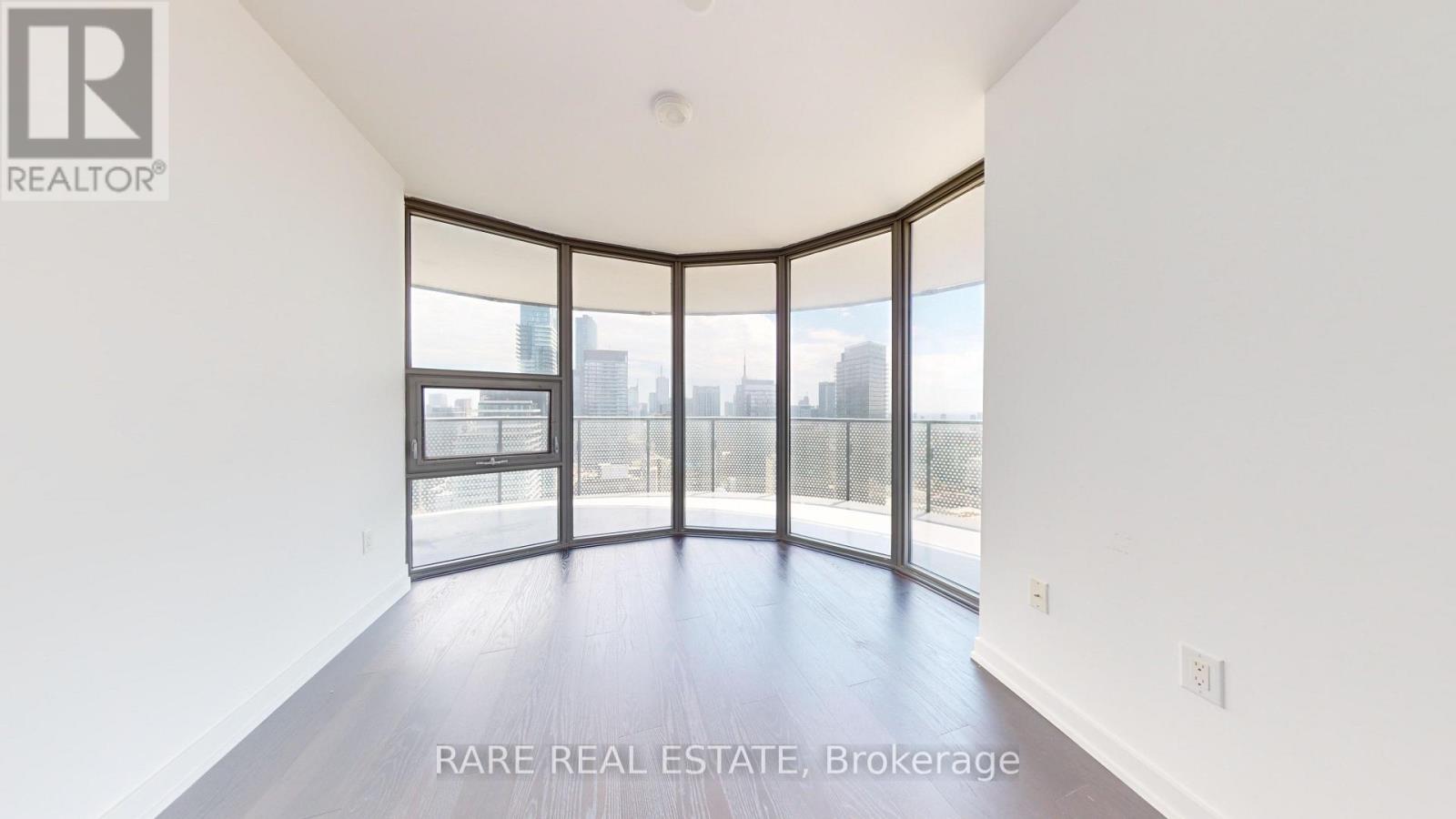3805 - 11 Wellesley Street W, Toronto, Ontario M4Y 0G4 - Photo 11 - C13836158