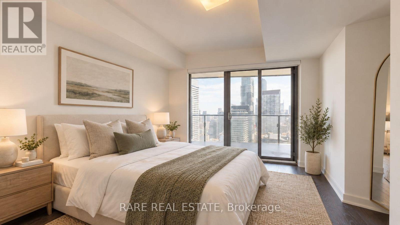 3805 - 11 Wellesley Street W, Toronto, Ontario M4Y 0G4 - Photo 2 - C13836158