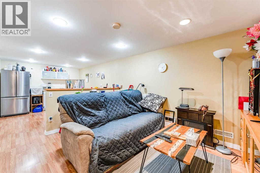 52 Windermere Road SW