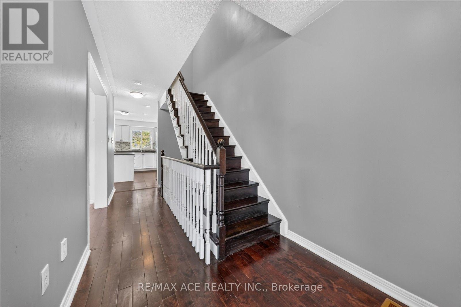 14 Pilkington Drive, Toronto, Ontario  M1L 0B7 - Photo 23 - E13836092