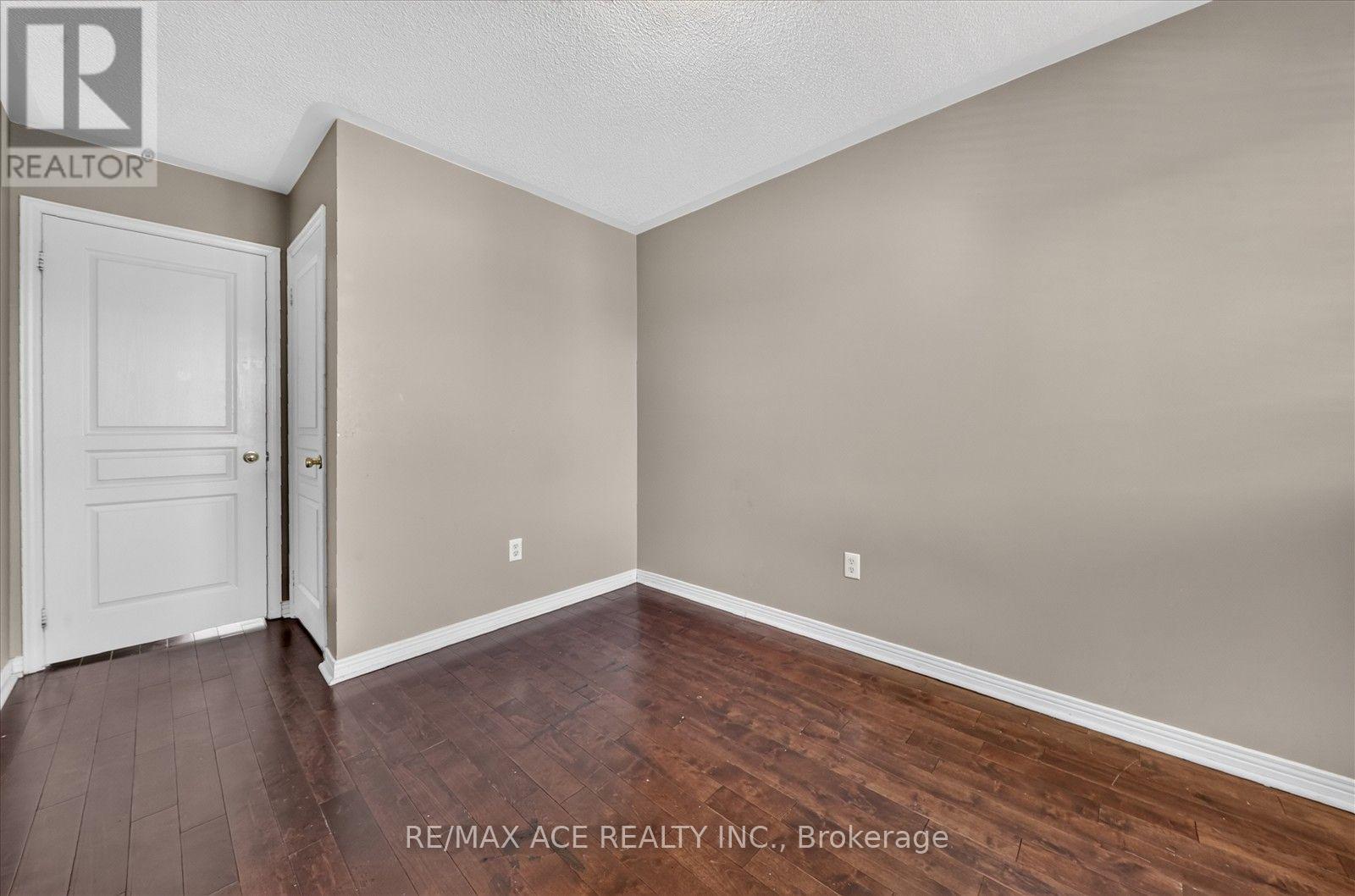 14 Pilkington Drive, Toronto, Ontario  M1L 0B7 - Photo 30 - E13836092
