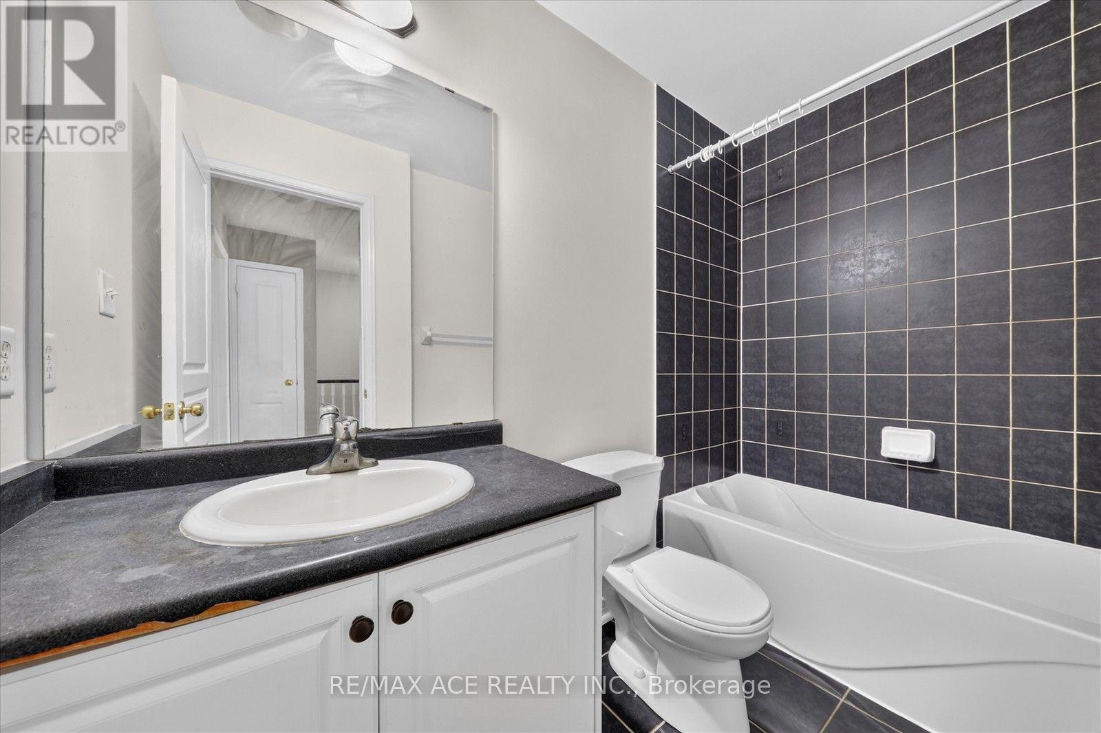 14 Pilkington Drive, Toronto, Ontario  M1L 0B7 - Photo 31 - E13836092