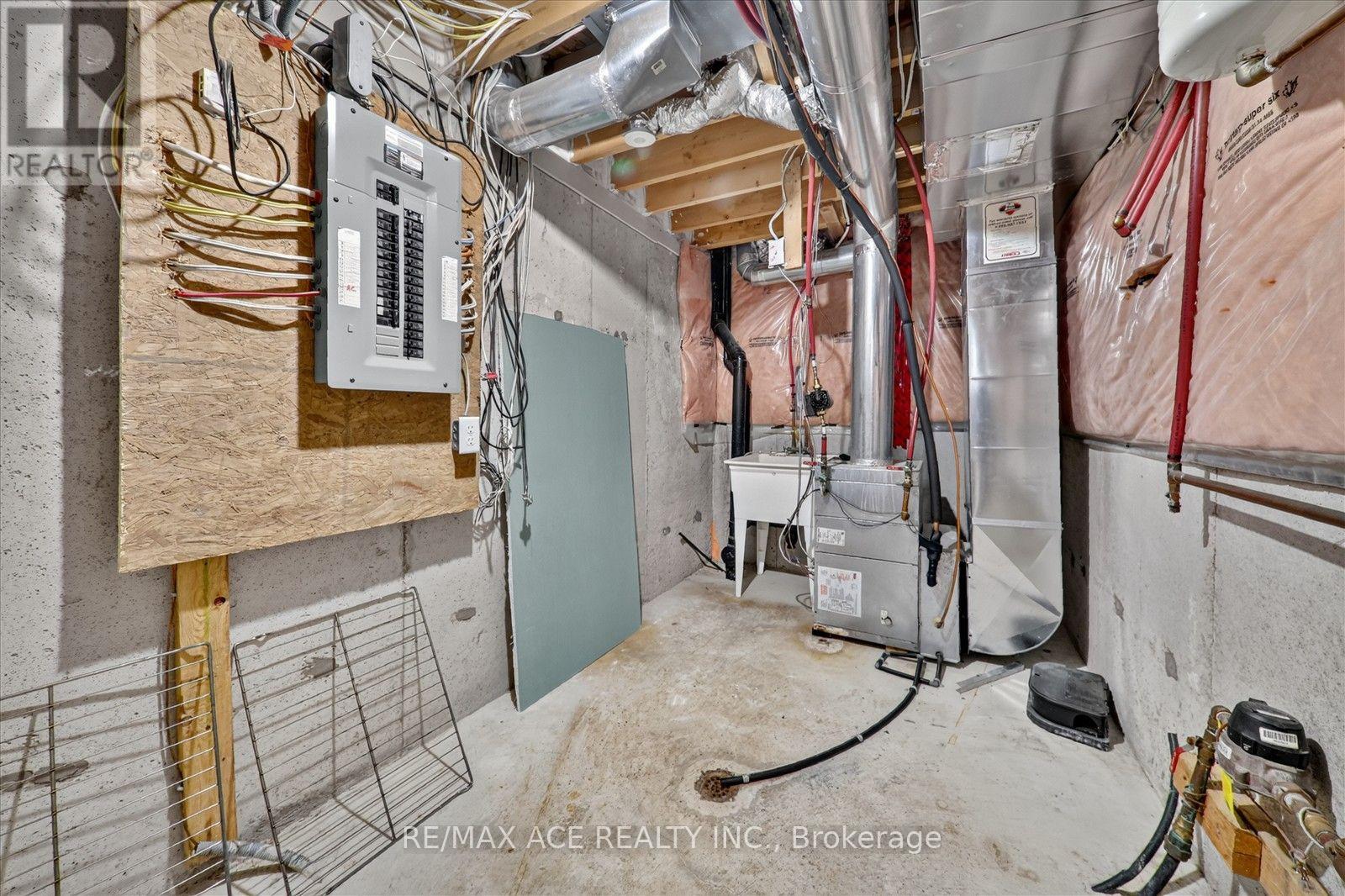 14 Pilkington Drive, Toronto, Ontario  M1L 0B7 - Photo 36 - E13836092