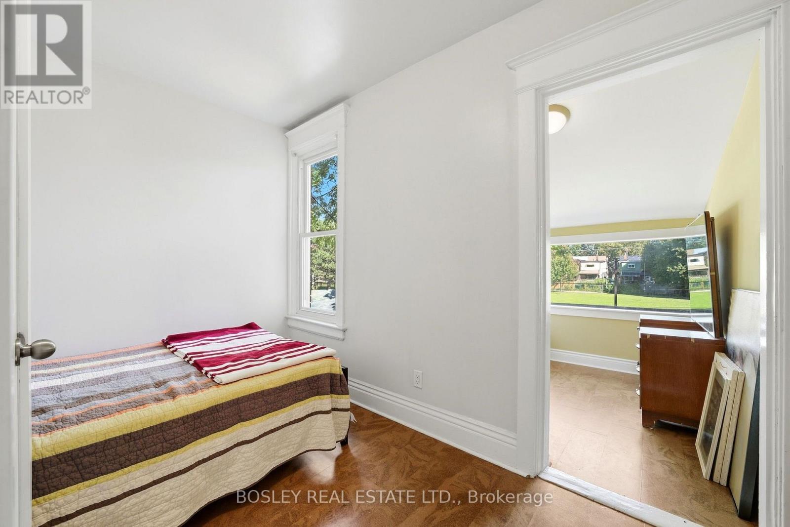45 Alton Avenue, Toronto, Ontario  M4L 2M3 - Photo 21 - E13836116