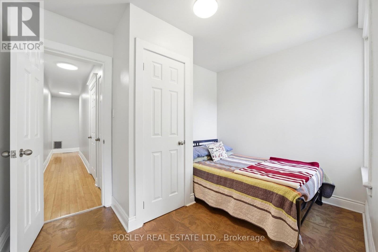 45 Alton Avenue, Toronto, Ontario  M4L 2M3 - Photo 22 - E13836116