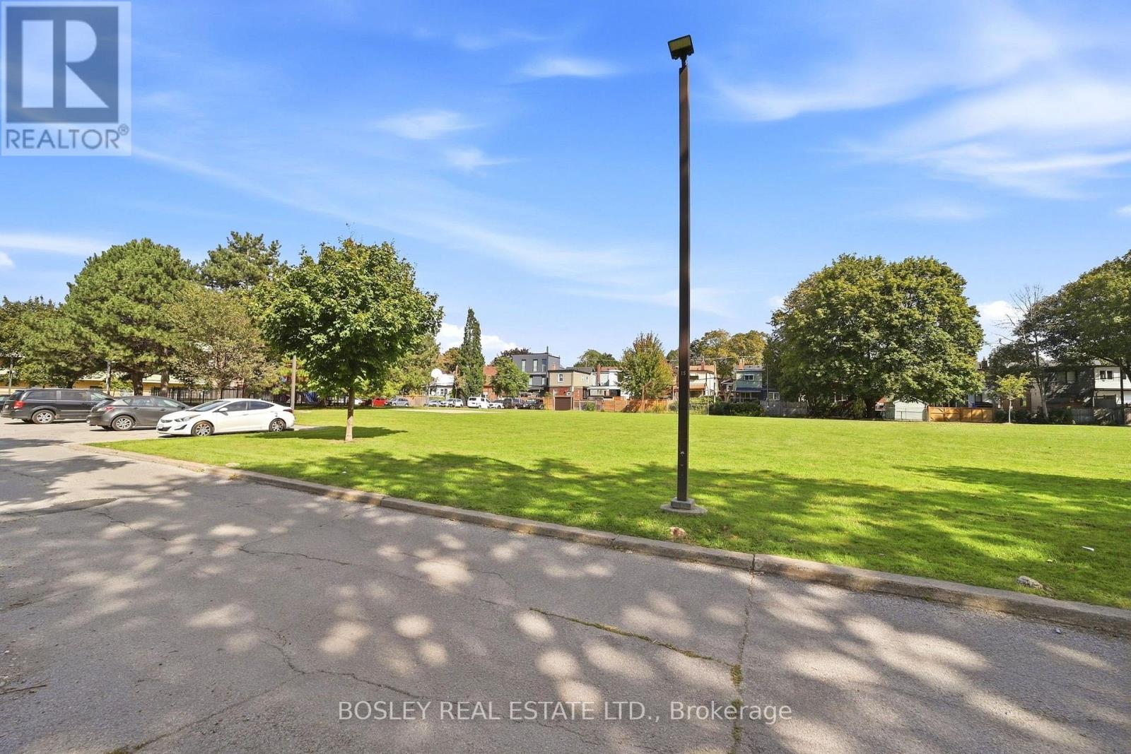 45 Alton Avenue, Toronto, Ontario  M4L 2M3 - Photo 40 - E13836116