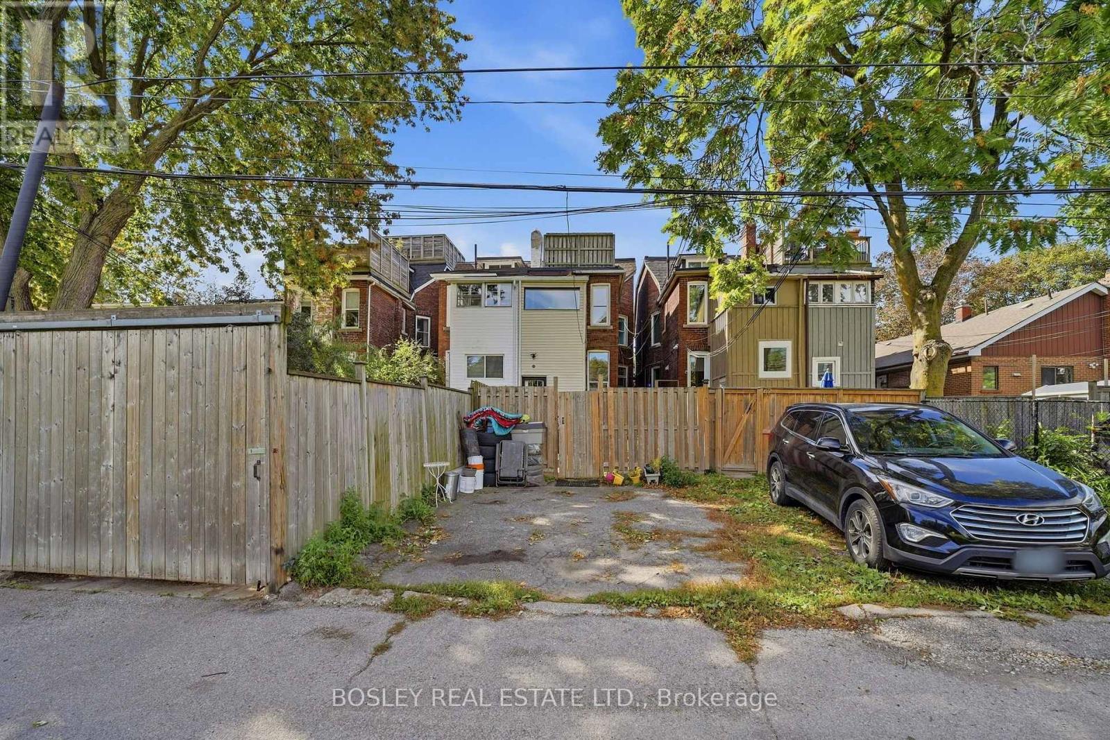 45 Alton Avenue, Toronto, Ontario  M4L 2M3 - Photo 41 - E13836116