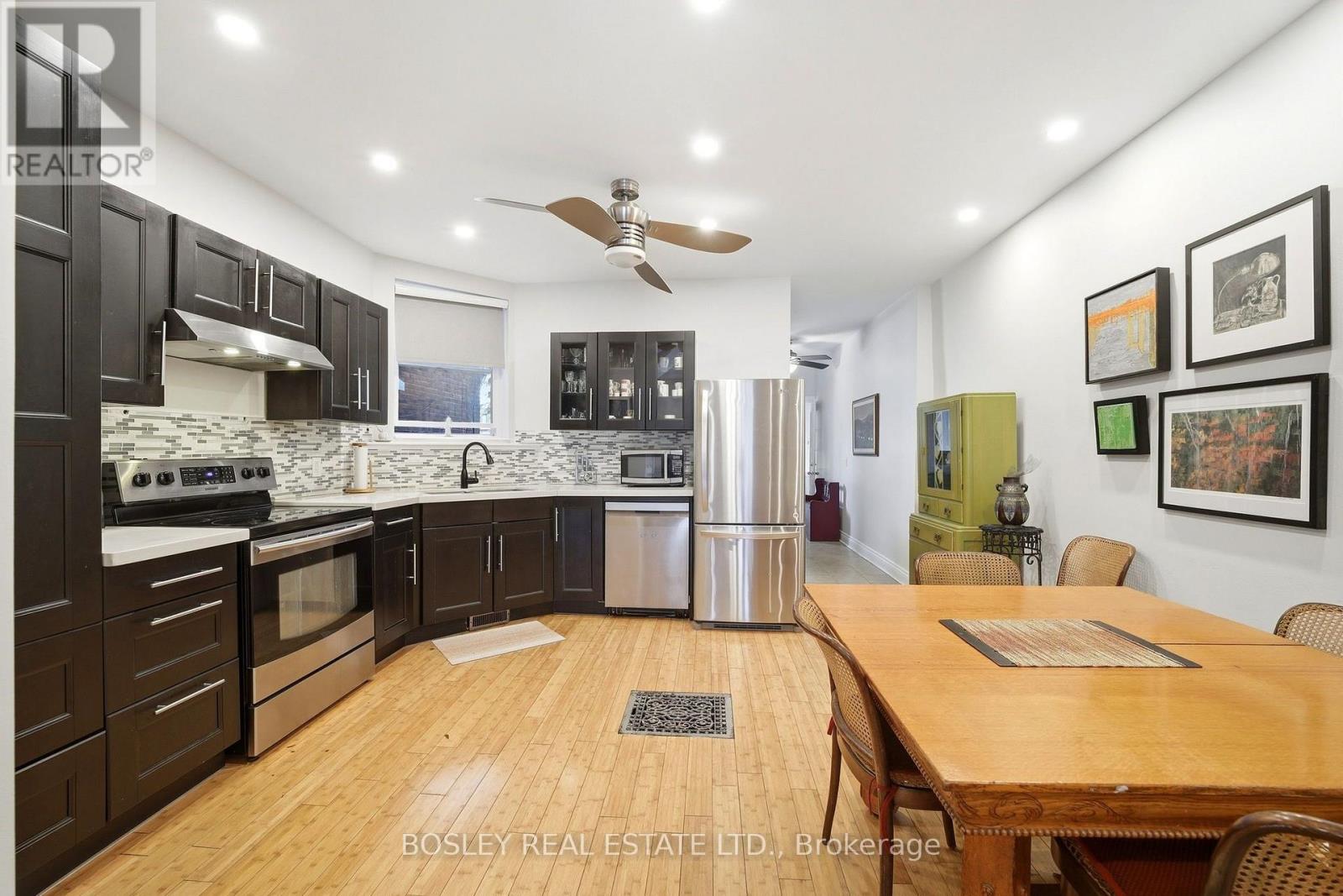 45 Alton Avenue, Toronto, Ontario  M4L 2M3 - Photo 8 - E13836116