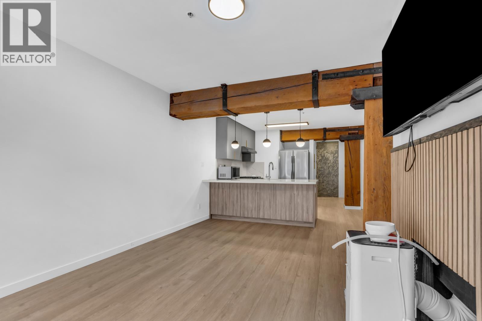 402 1178 Hamilton Street, Vancouver, British Columbia V6B 2S2 - Photo 2 - R3170044
