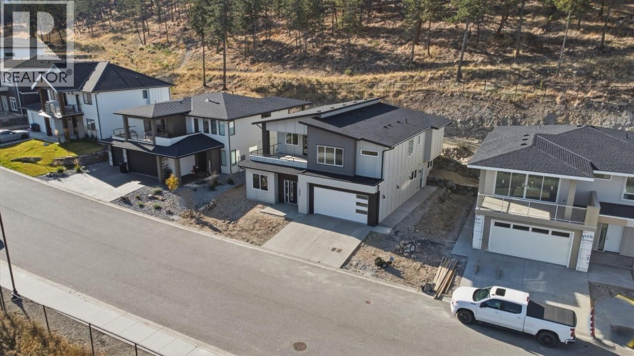 2083 Cortina Drive, Kelowna, British Columbia  V1P 1V1 - Photo 5 - 10402085