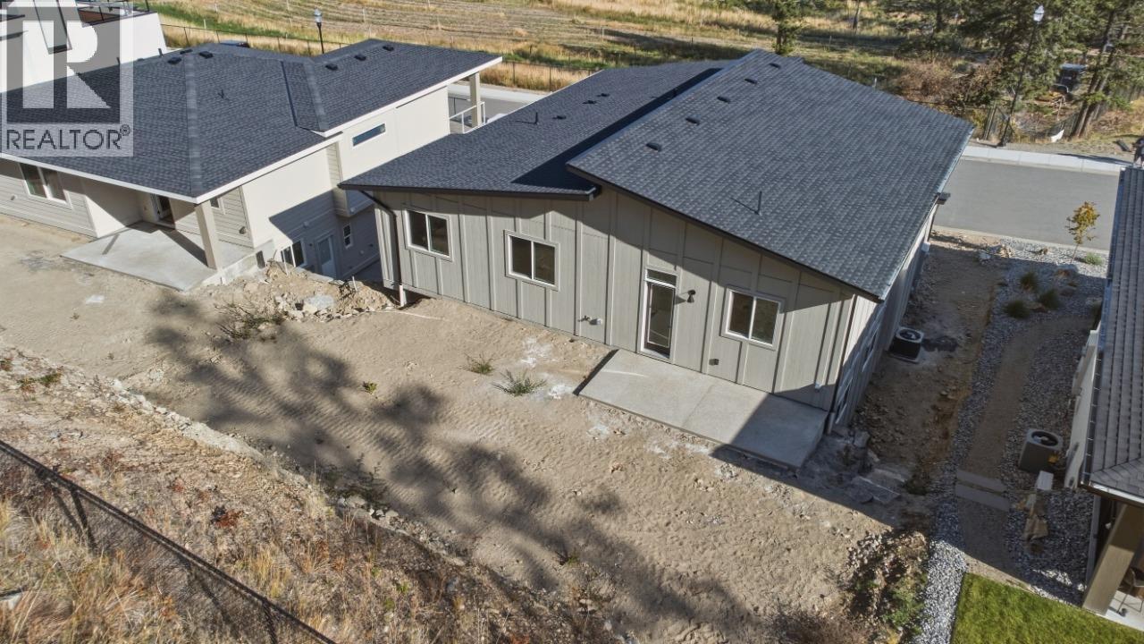 2083 Cortina Drive, Kelowna, British Columbia  V1P 1V1 - Photo 7 - 10402085
