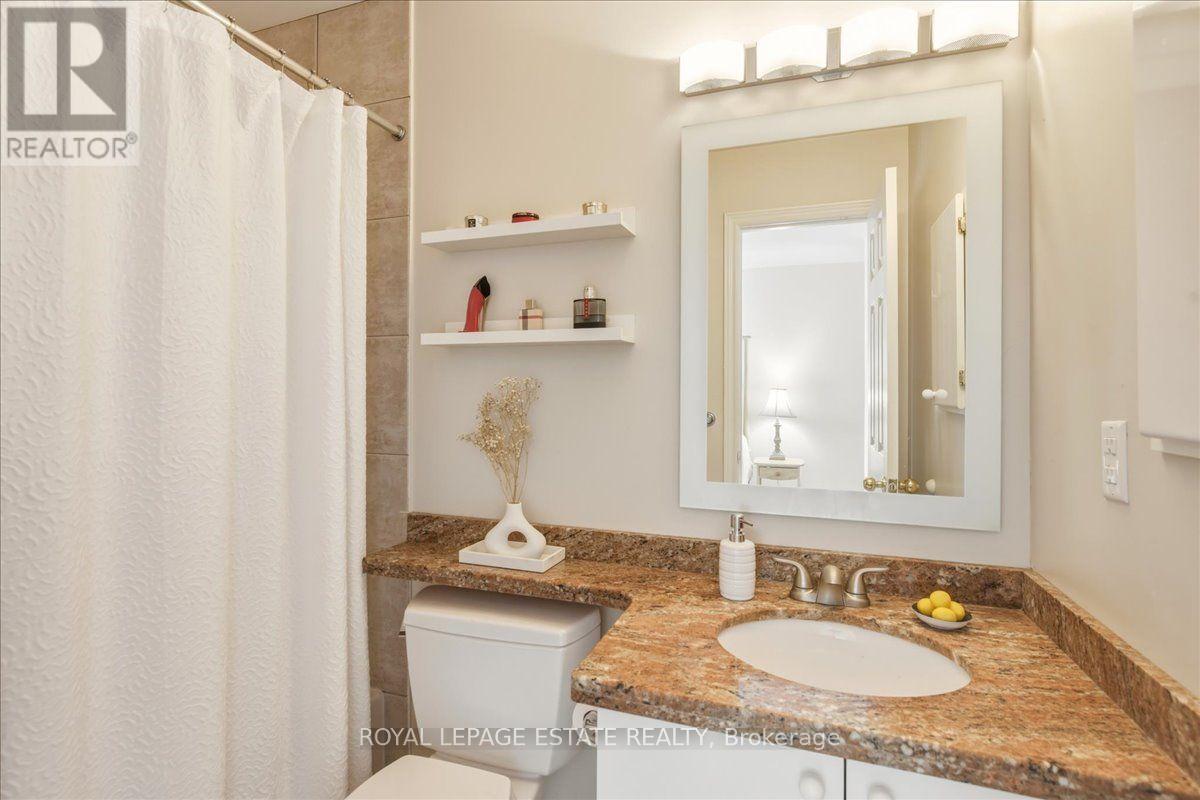 145 Boardwalk Drive, Toronto, Ontario  M4L 3X9 - Photo 23 - E13758190