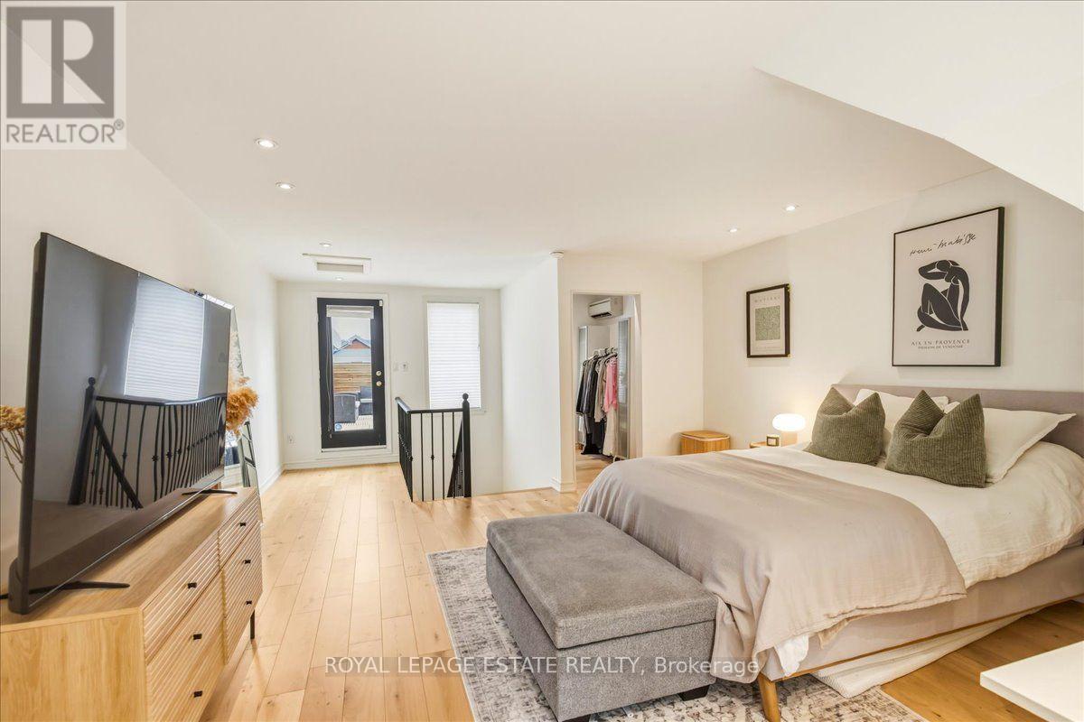 145 Boardwalk Drive, Toronto, Ontario  M4L 3X9 - Photo 35 - E13758190
