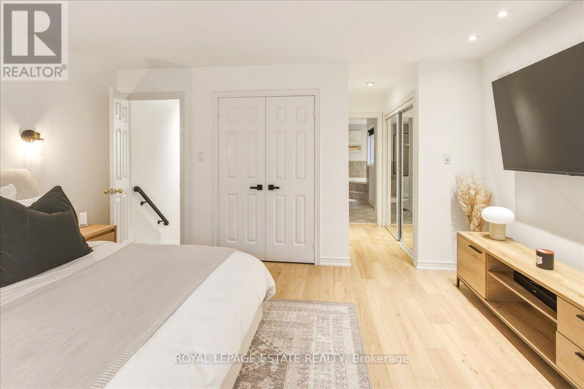 145 Boardwalk Drive, Toronto, Ontario  M4L 3X9 - Photo 27 - E13758190