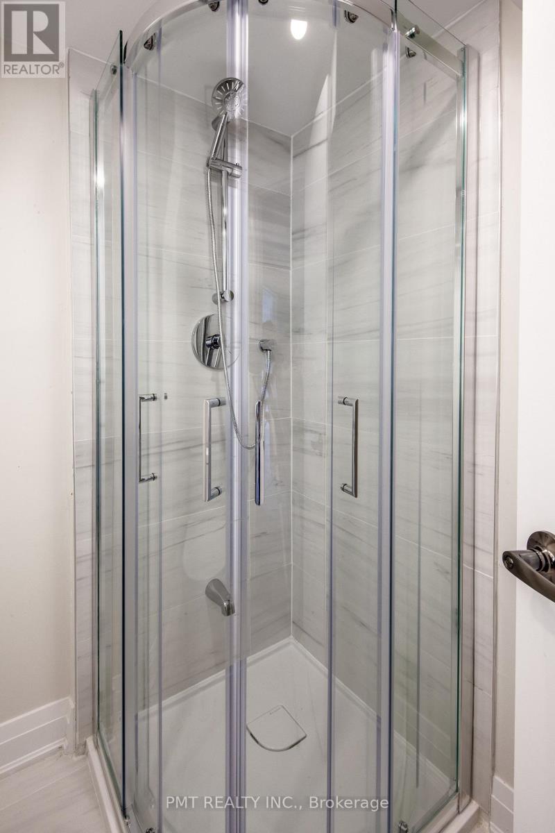 Basement - 34 Robindale Avenue, Toronto, Ontario  M8W 4A9 - Photo 8 - W13836106