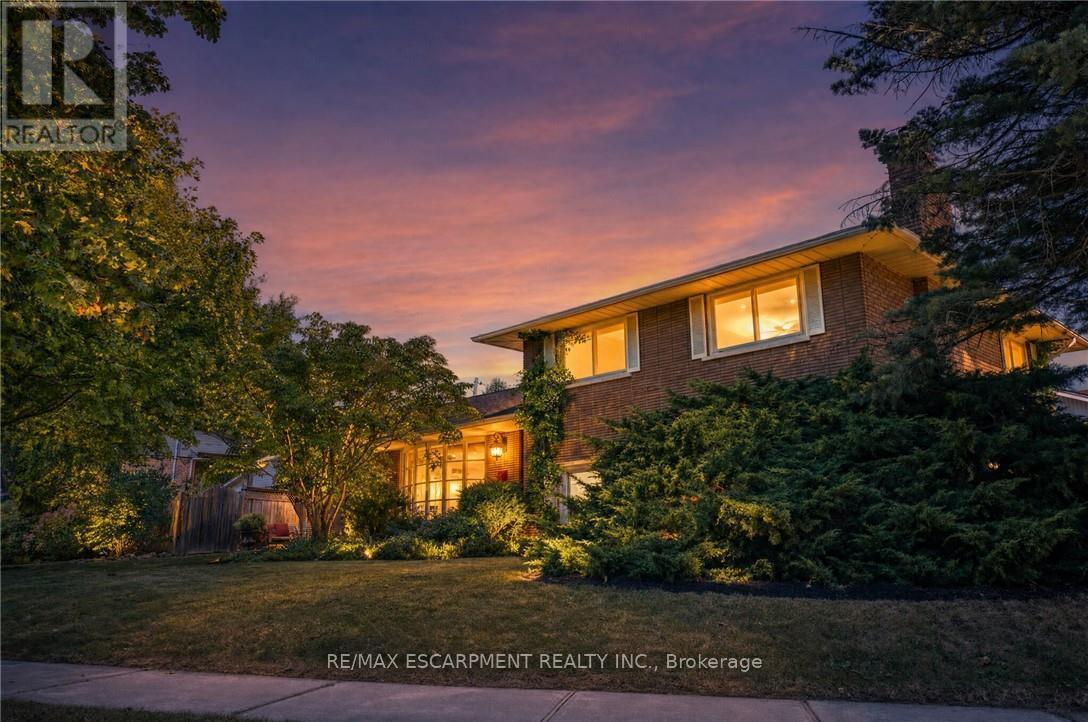 517 ROSEDALE CRESCENT, Burlington, Ontario