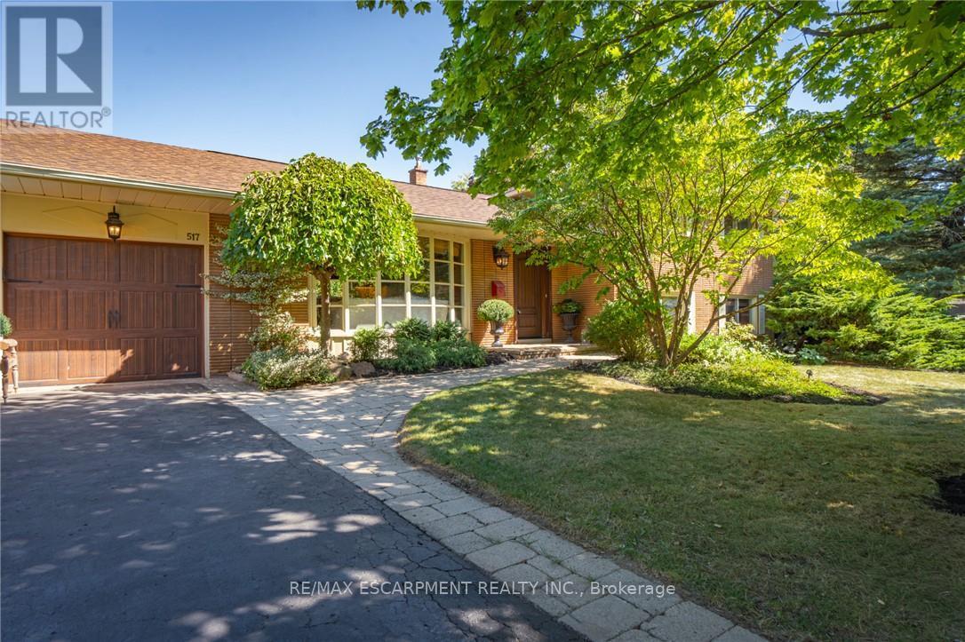 517 Rosedale Crescent, Burlington, Ontario L7N 2S7 - Photo 3 - W13836156