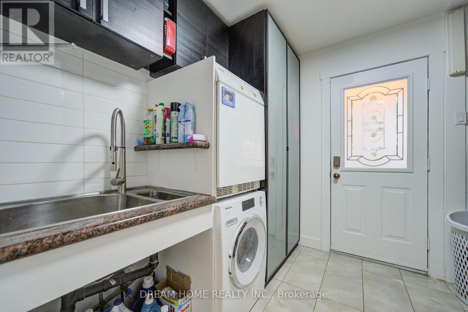 2263 Taylor's Orchard, Mississauga, Ontario  L5B 2T1 - Photo 23 - W13836162