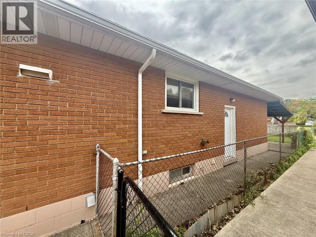 41 Orlanda Road, Hamilton, Ontario  L8G 2K3 - Photo 4 - 40867103