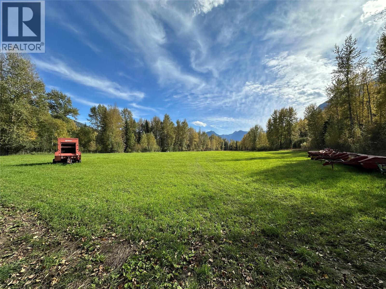 4714 Hwy 3 Highway, Fernie, British Columbia  V0B 1M1 - Photo 12 - 10401919