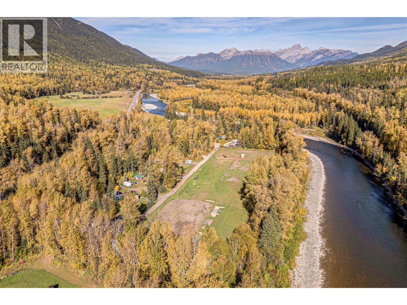 4714 Hwy 3 Highway, Fernie, British Columbia  V0B 1M1 - Photo 7 - 10401919