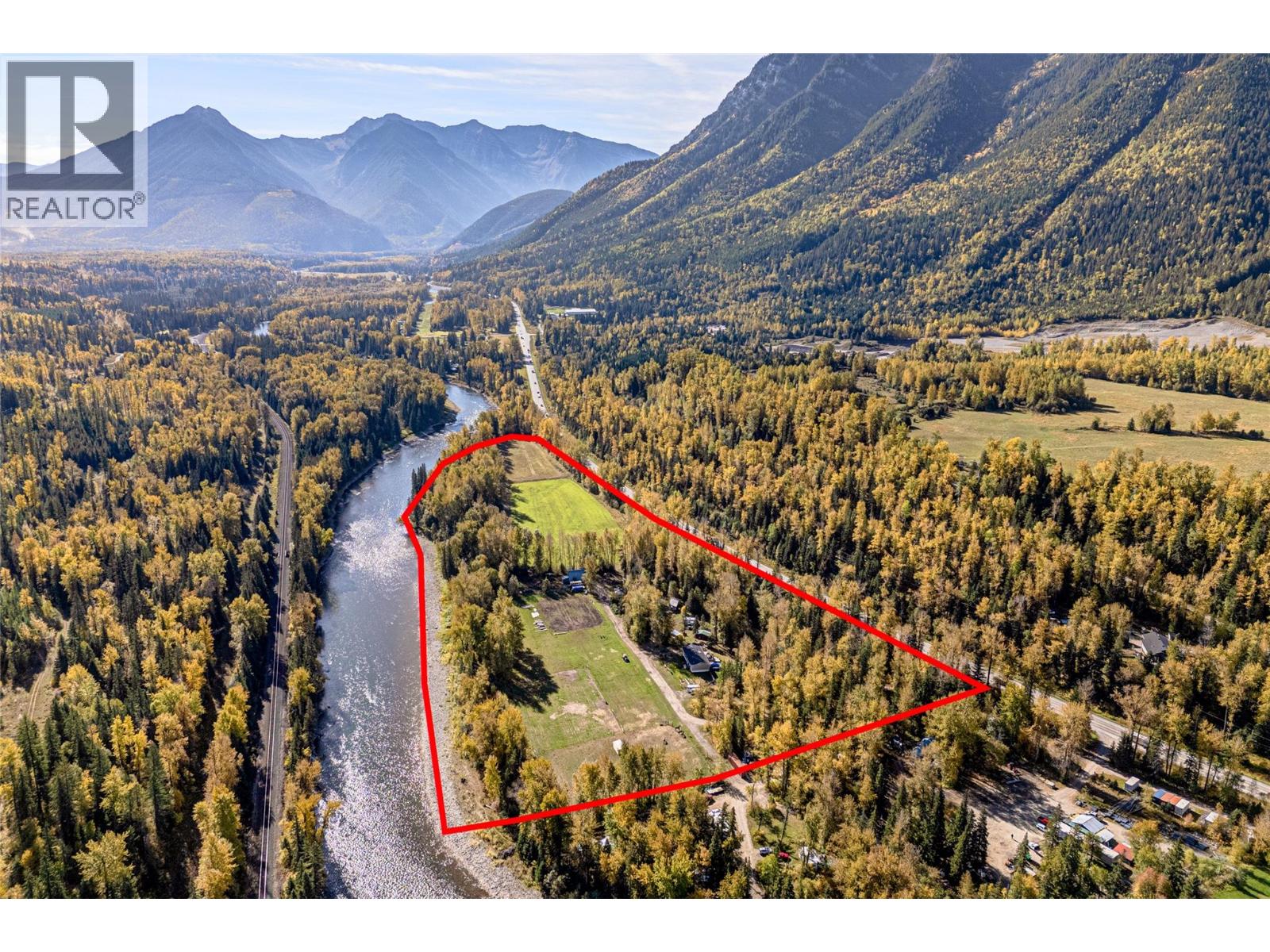 4714 Hwy 3 Highway, Fernie, British Columbia  V0B 1M1 - Photo 8 - 10401919