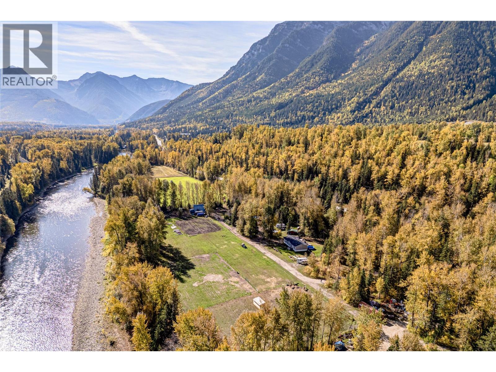 4714 Hwy 3 Highway, Fernie, British Columbia  V0B 1M1 - Photo 1 - 10401919