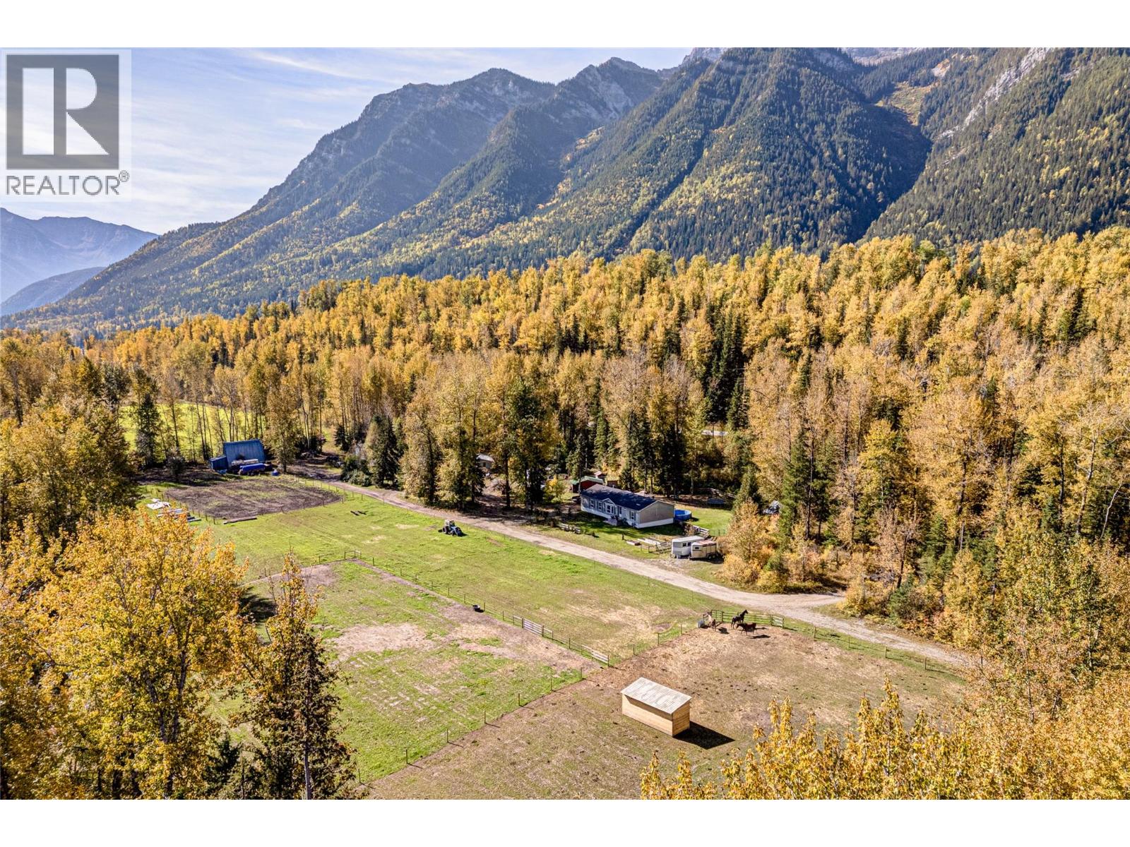 4714 Hwy 3 Highway, Fernie, British Columbia  V0B 1M1 - Photo 52 - 10401919