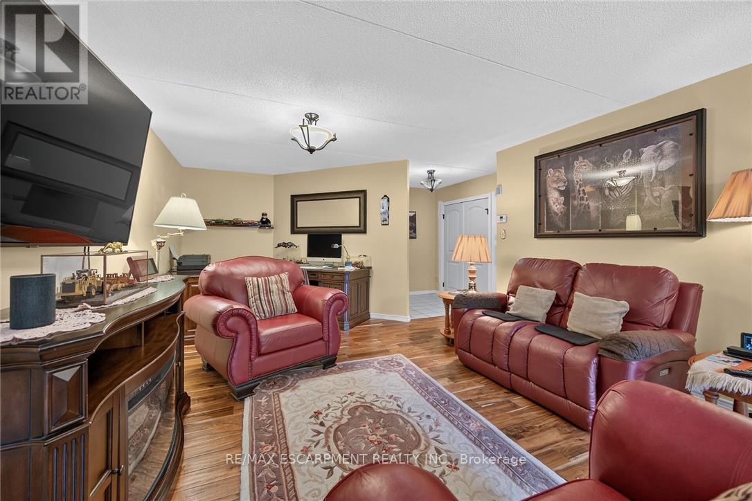 202 - 5 Mill Pond Court, Norfolk, Ontario  N3Y 5J6 - Photo 11 - X13836078