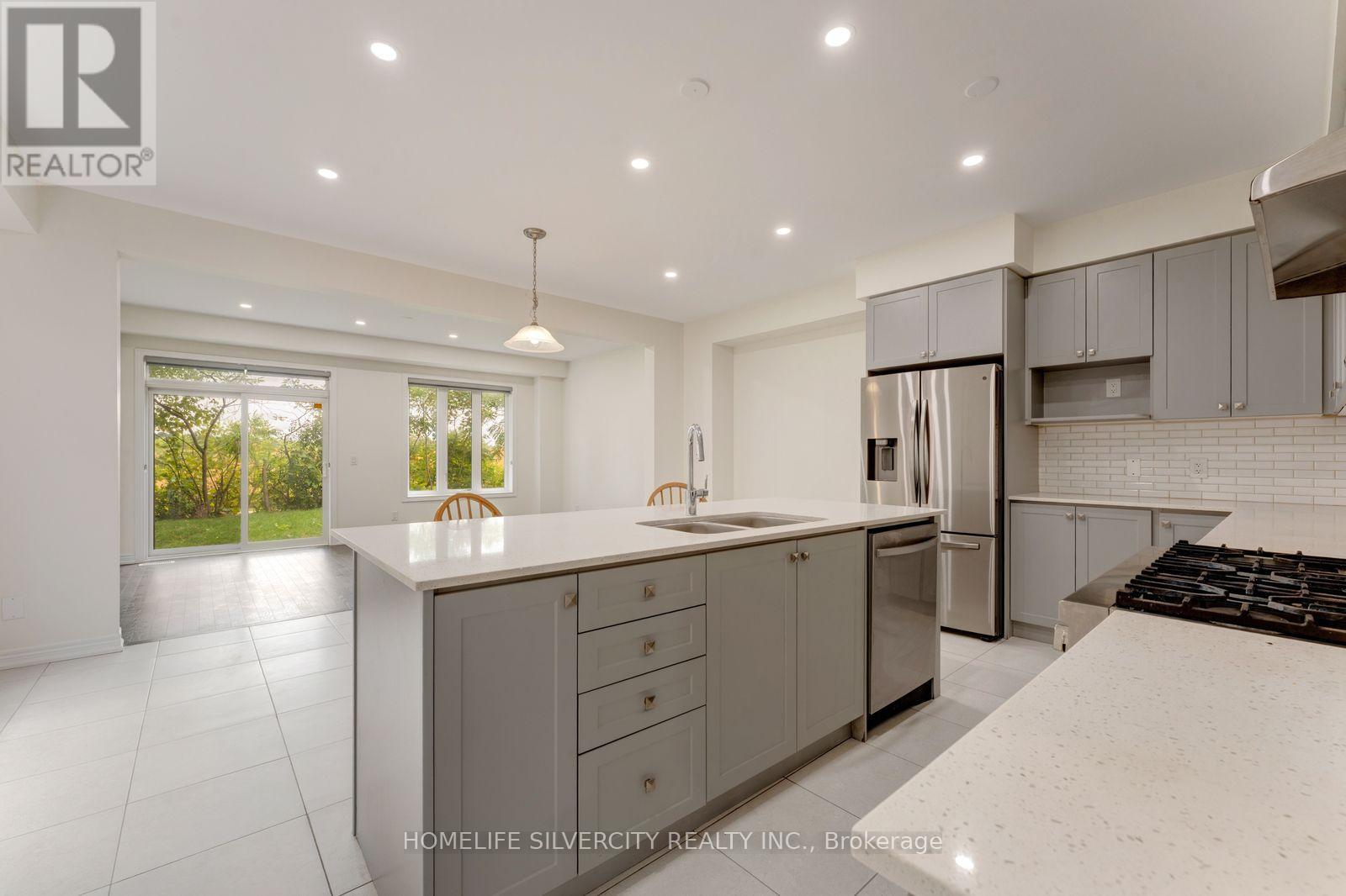 210 Broadacre Drive, Kitchener, Ontario  N0B 2E0 - Photo 12 - X13836118