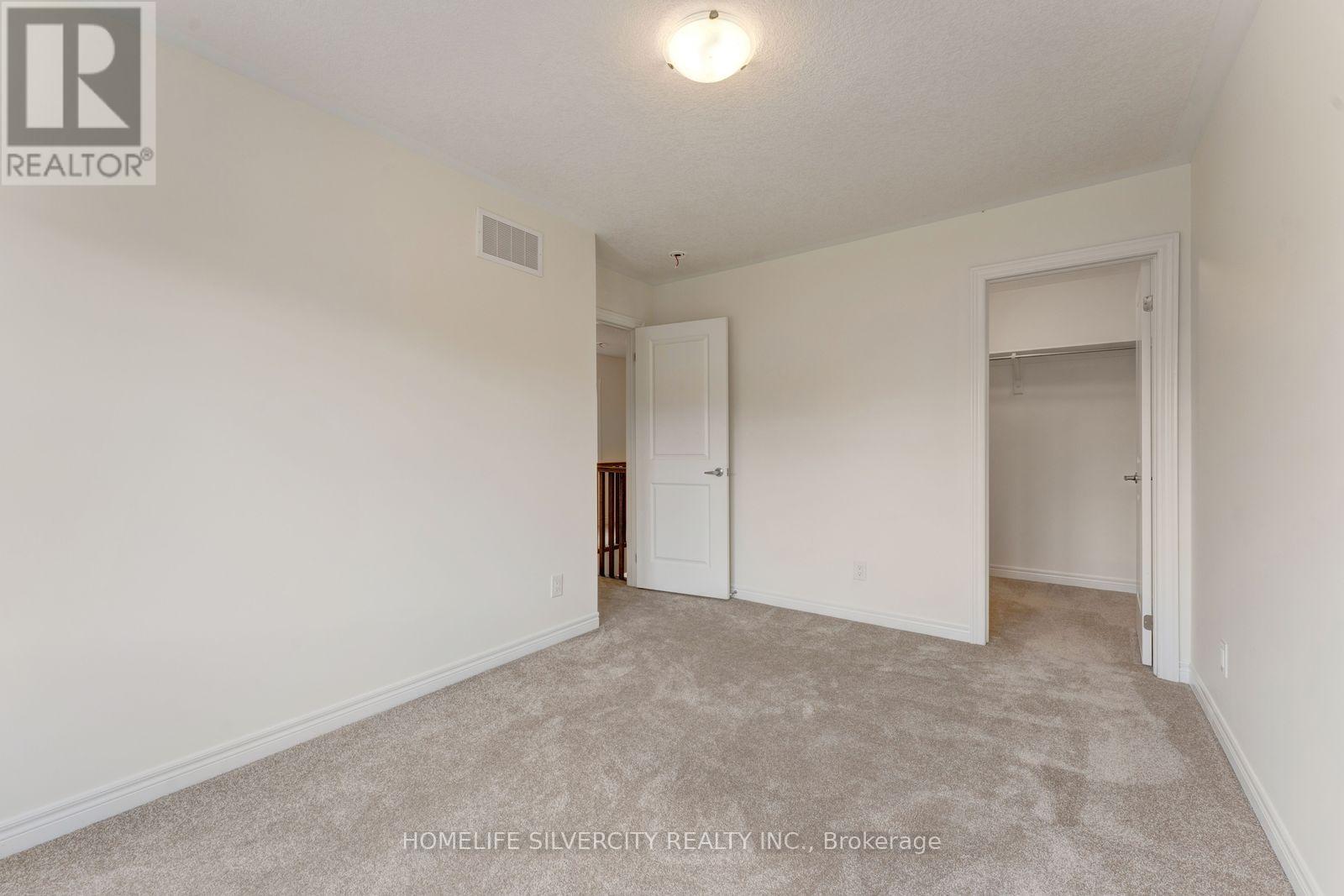 210 Broadacre Drive, Kitchener, Ontario  N0B 2E0 - Photo 25 - X13836118