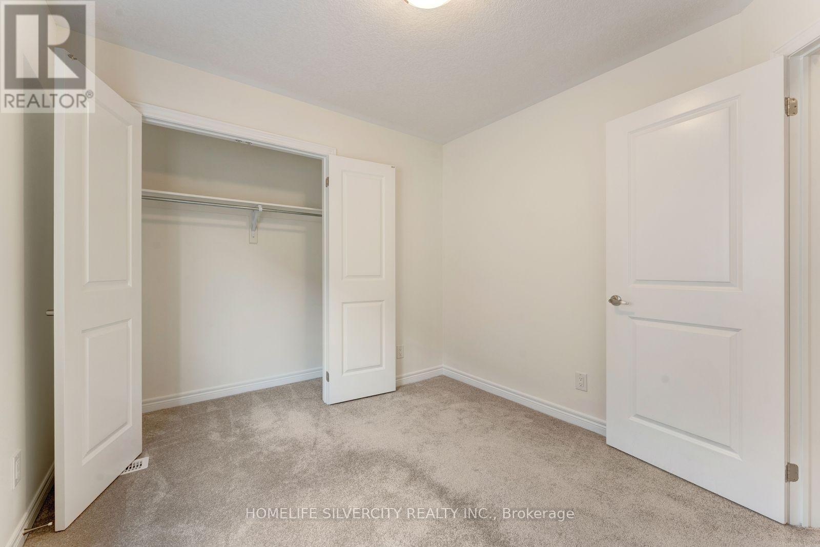210 Broadacre Drive, Kitchener, Ontario  N0B 2E0 - Photo 30 - X13836118
