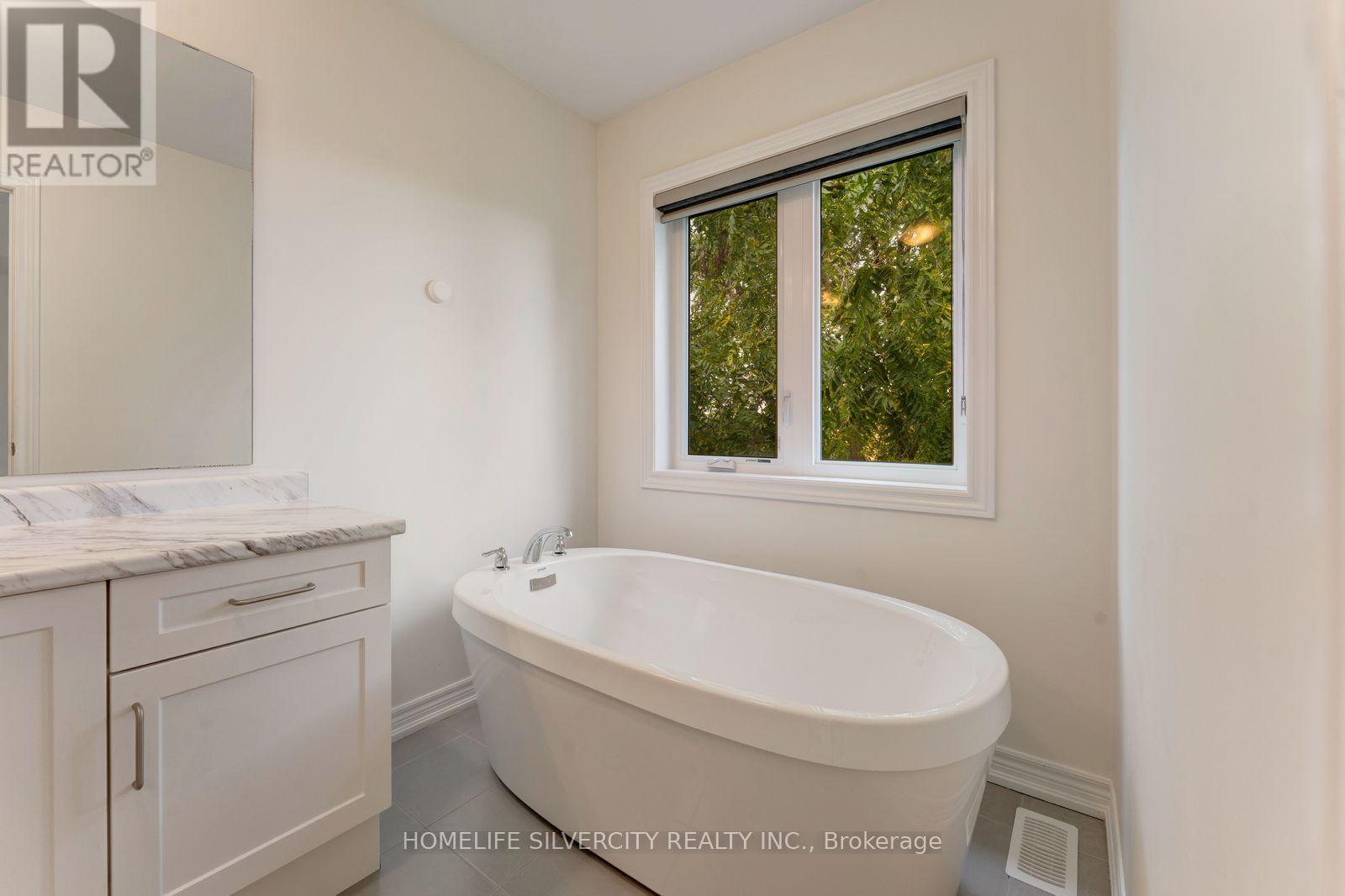 210 Broadacre Drive, Kitchener, Ontario  N0B 2E0 - Photo 38 - X13836118