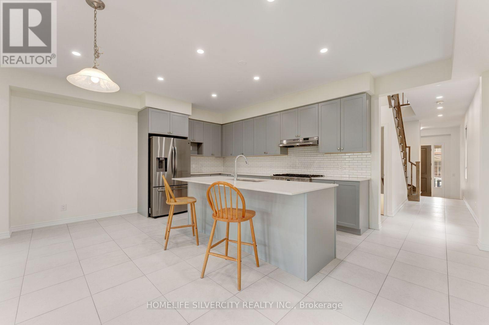210 Broadacre Drive, Kitchener, Ontario  N0B 2E0 - Photo 7 - X13836118