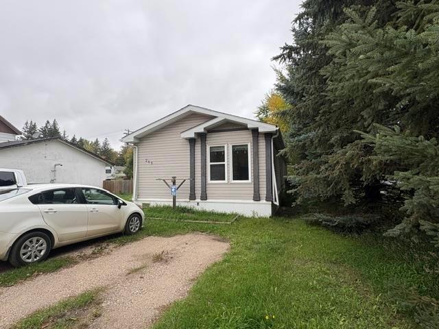 284 Aspen Street W, Oak Lake, Manitoba  R0M 1P0 - Photo 0 - 202624318