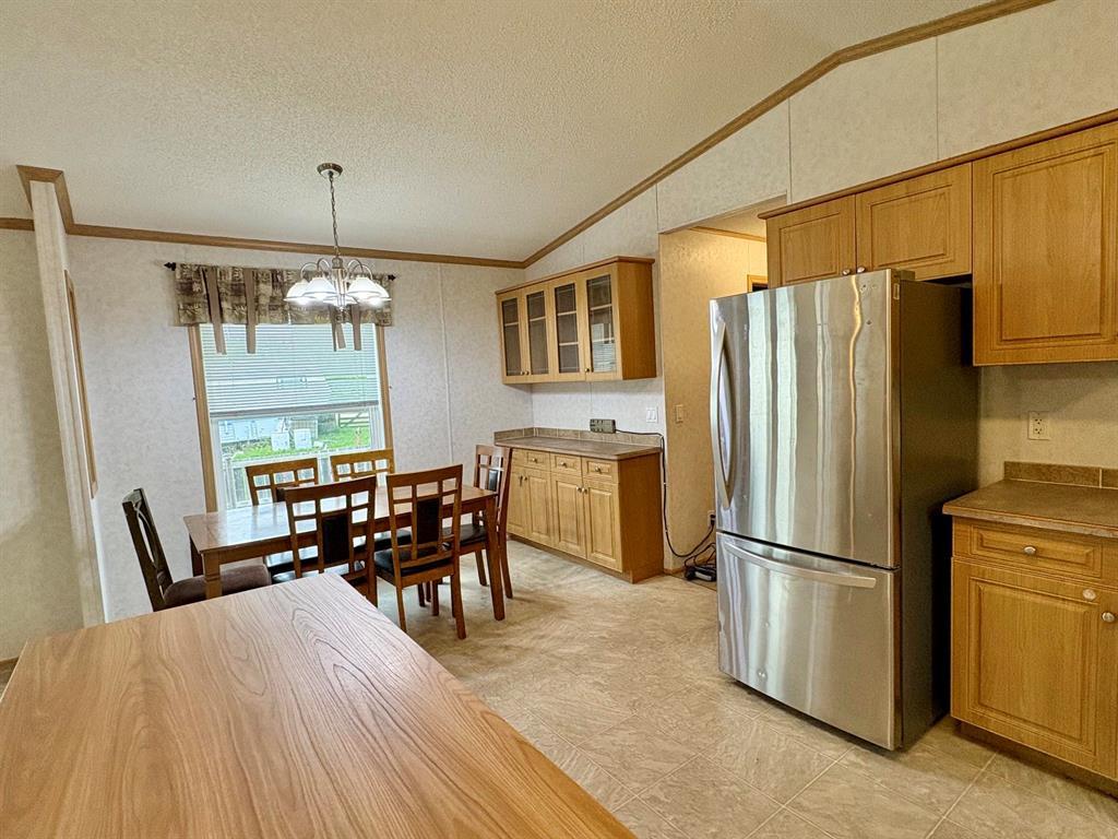 284 Aspen Street W, Oak Lake, Manitoba  R0M 1P0 - Photo 14 - 202624318