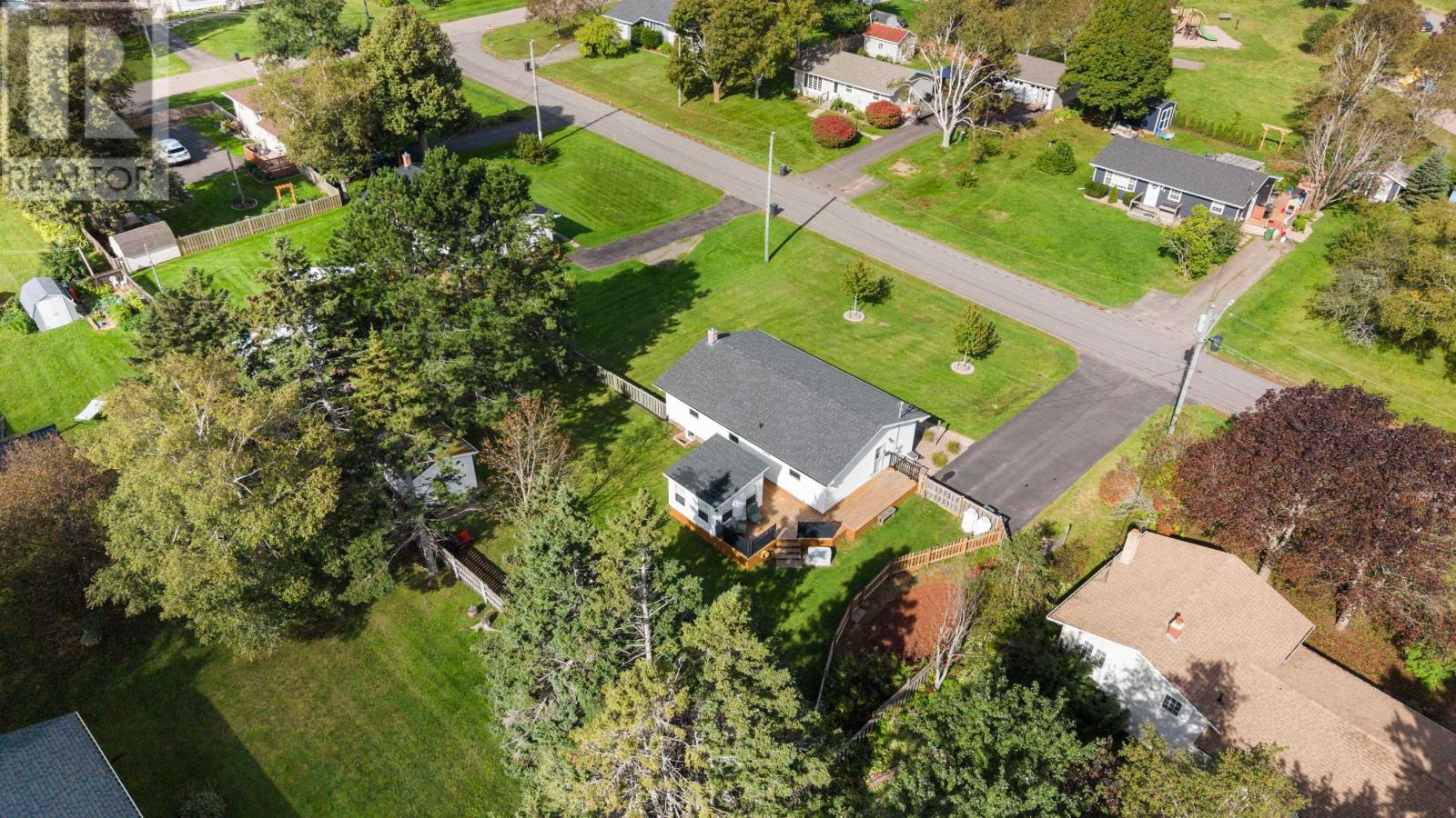 10 Dale Drive, Charlottetown, Prince Edward Island  C1A 7X5 - Photo 43 - 202624551