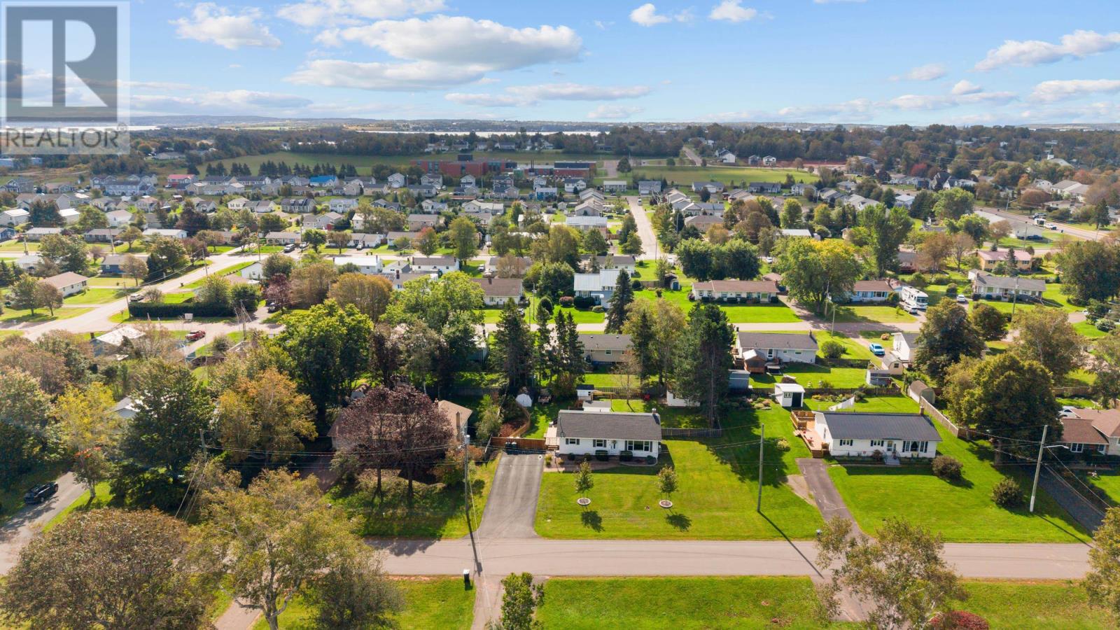 10 Dale Drive, Charlottetown, Prince Edward Island  C1A 7X5 - Photo 44 - 202624551