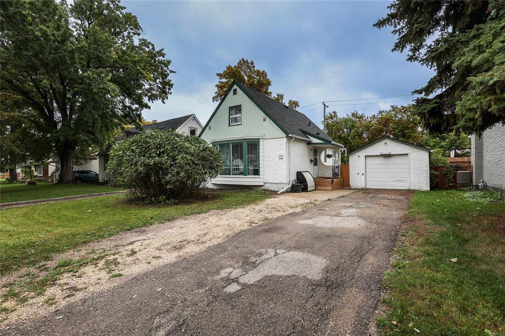 373 Guildford Street, Winnipeg, Manitoba  R3J 2J6 - Photo 0 - 202624203