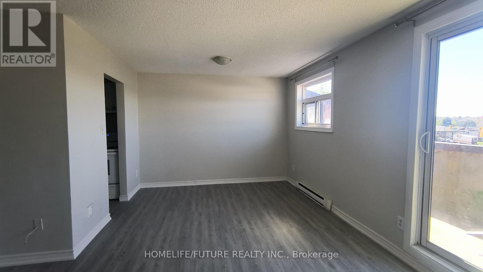 405 - 560 Bloor Street E, Oshawa, Ontario  L1H 3N2 - Photo 6 - E13815546