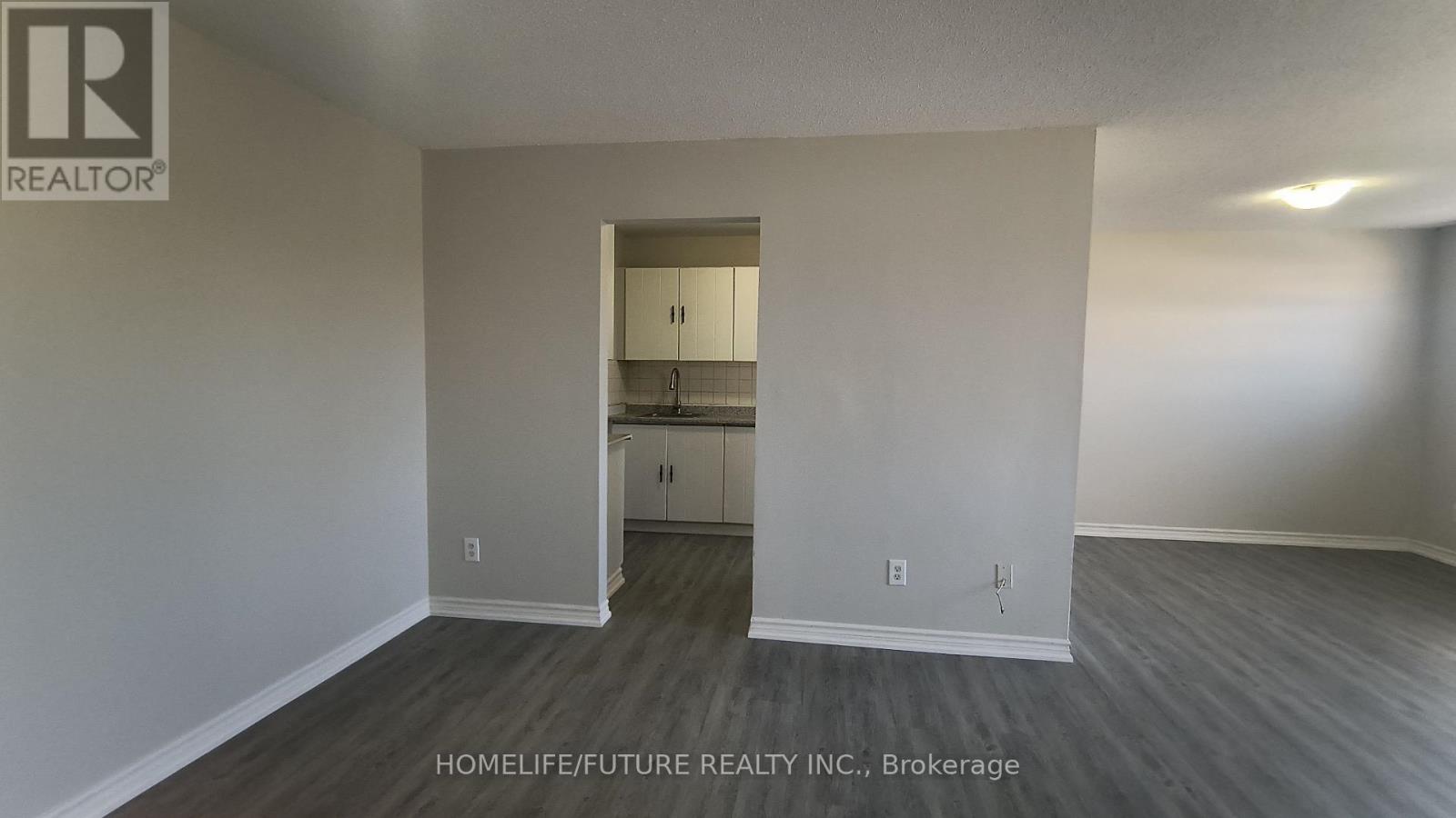 405 - 560 Bloor Street E, Oshawa, Ontario  L1H 3N2 - Photo 8 - E13815546