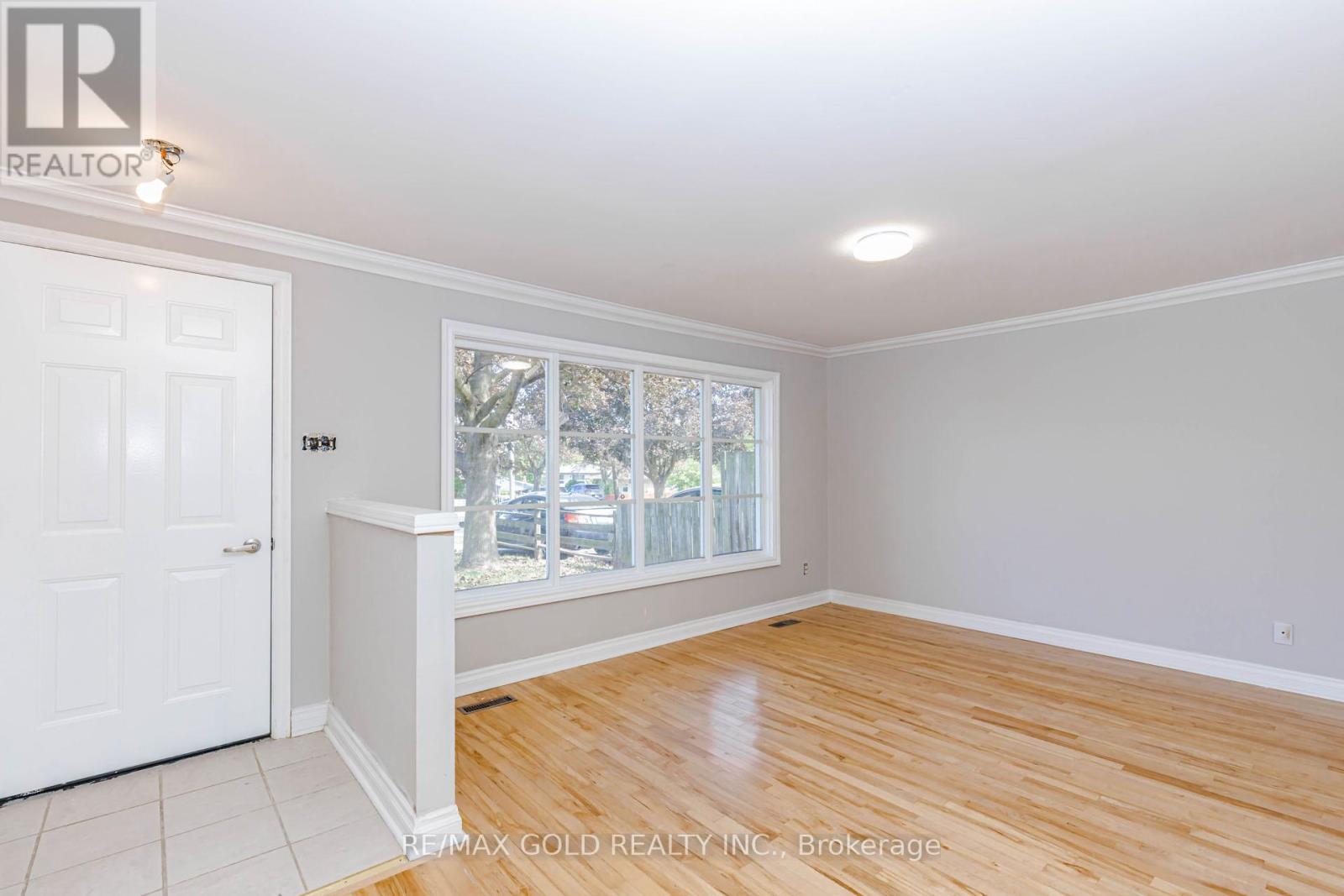 85 Williamsburg Road, Kitchener, Ontario  N2E 1K6 - Photo 12 - X13733292