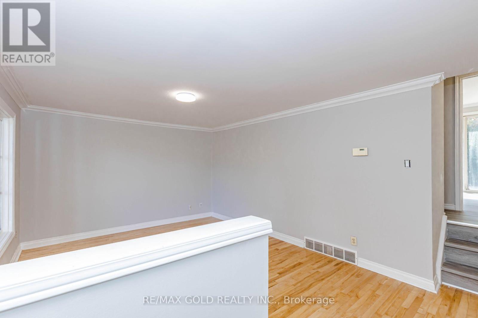 85 Williamsburg Road, Kitchener, Ontario  N2E 1K6 - Photo 11 - X13733292