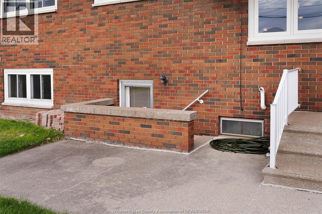 1599 Partington Avenue, Windsor, Ontario  N9B 2P7 - Photo 13 - 26023767