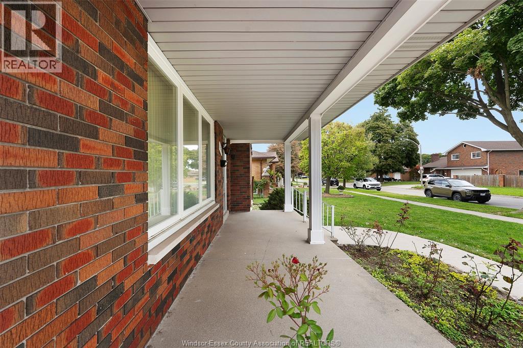 1599 Partington Avenue, Windsor, Ontario  N9B 2P7 - Photo 6 - 26023767