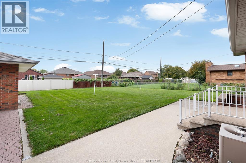 1599 Partington Avenue, Windsor, Ontario  N9B 2P7 - Photo 7 - 26023767