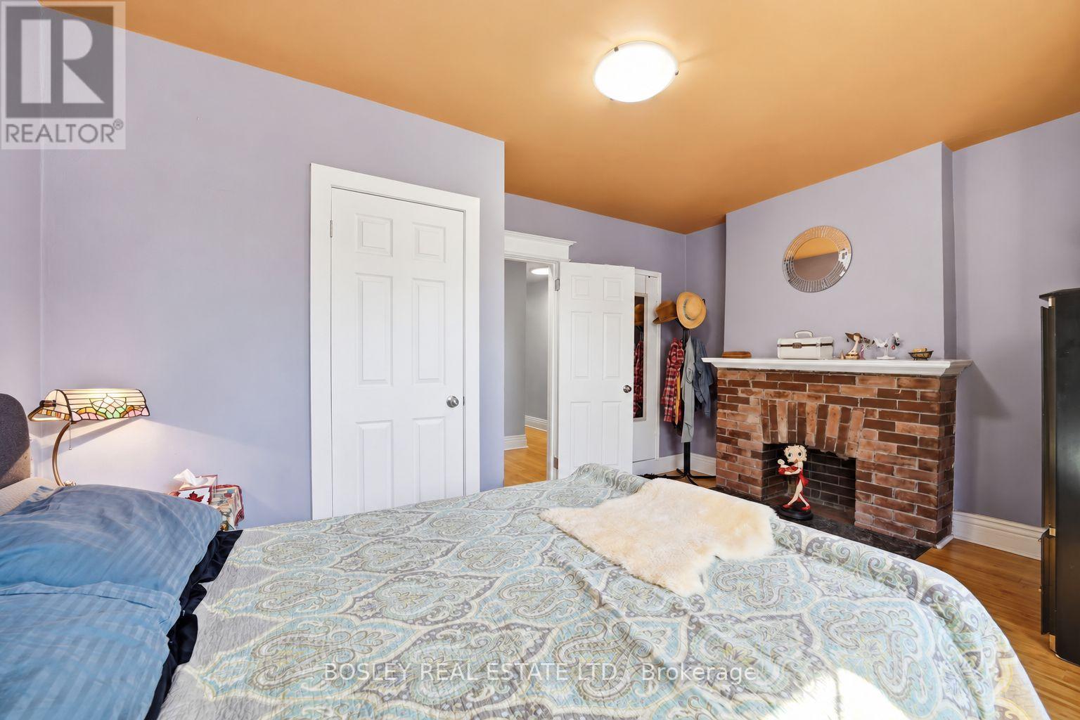 45 Alton Avenue, Toronto, Ontario  M4L 2M3 - Photo 17 - E13836116
